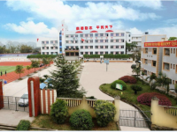 重庆市北碚区晏阳初级中学 