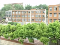 重庆市璧山区河边小学校 