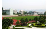 南川中学 标准的足球场