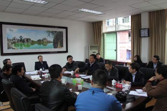 务实高效夯基础 乘势发力谱新篇—万盛经开区召开重庆一中帮扶四十