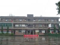 重庆市合川区双凤镇云峰完全小学